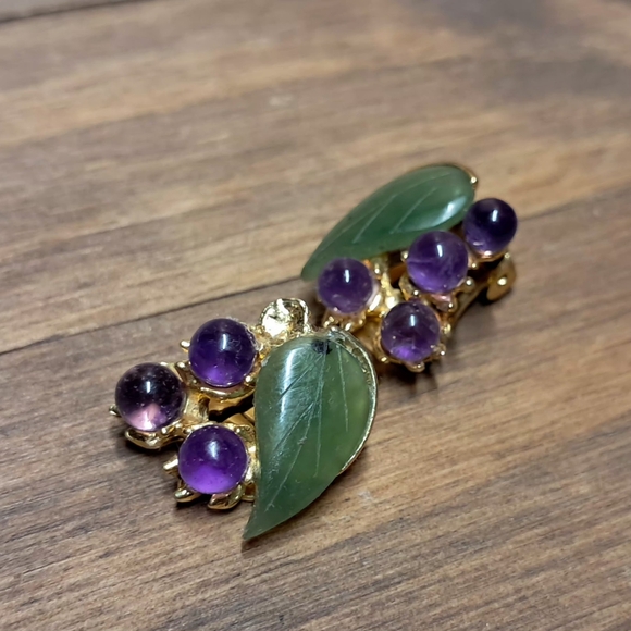 Vintage Jade & Amethyst Earrings - Picture 2 of 5